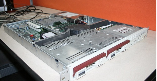 老舊服務(wù)器升級(jí)通知